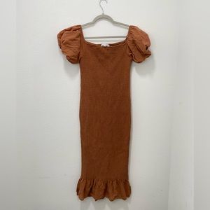 NWT Baltic Born Alana Smocked Midi Dress in Mocha